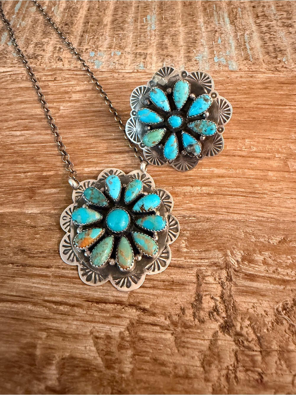 Kee Johnson Kingman Flower Cluster Pendant Necklace and Ring - Women Jewelry